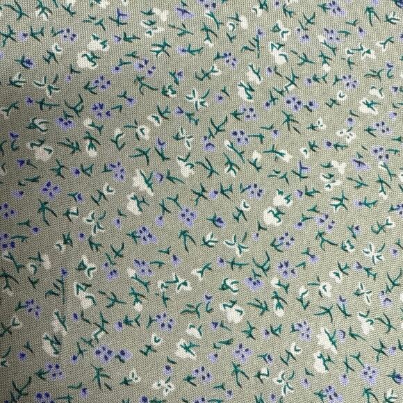 Brandy Melville Genevieve Wrap Mini Skirt Green Floral 
Size Small Medium - Picture 7 of 7